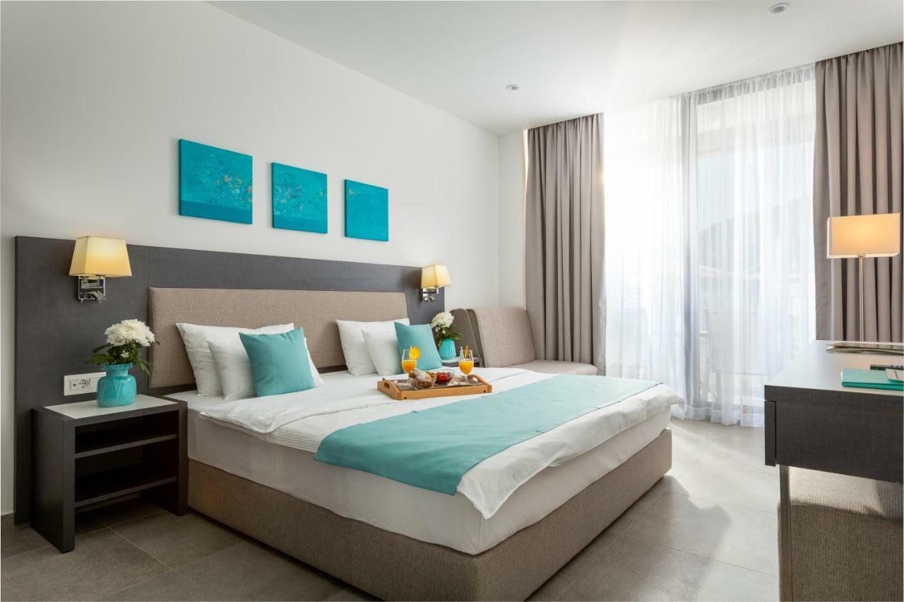 Hotel Eleven Петровац Экстерьер фото
